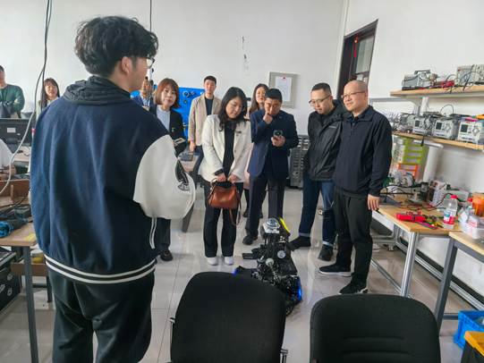 图示, 示意图
中度可信度描述已自动生成:ver1 图示, 示意图
中度可信度描述已自动生成:ver1